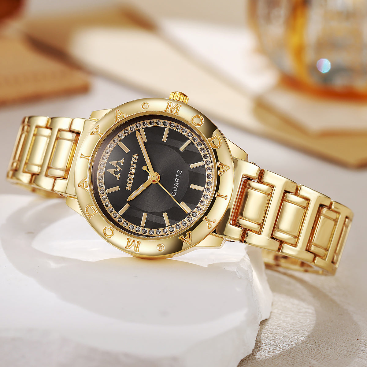 Luxury Elegant Watch for Women Gold Watch