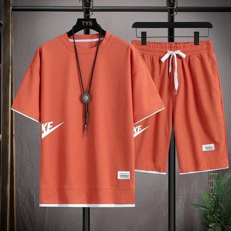 men's short-sleeved T-shirt and shorts