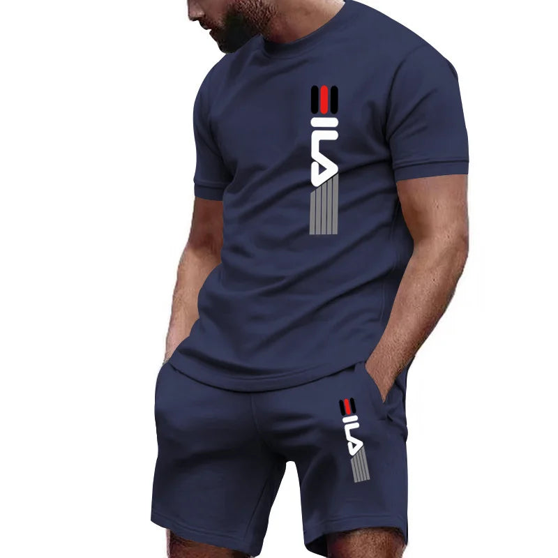 short-sleeved T-shirt + casual jogging shorts