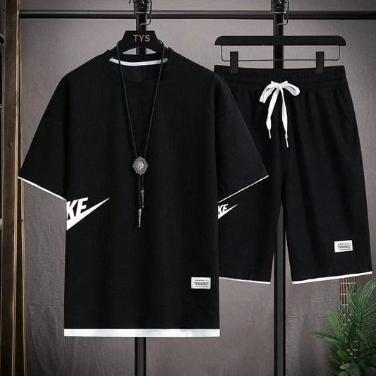 men's short-sleeved T-shirt and shorts
